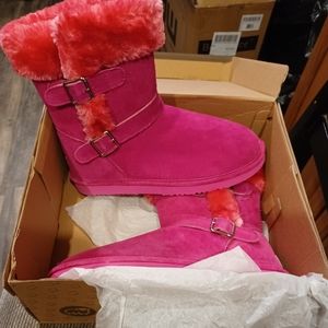 Lamo Hot Pink Womens Size 9 boots NIB